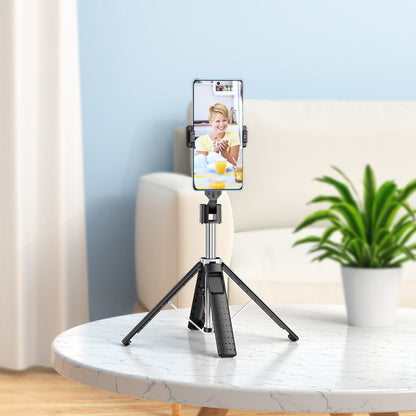 HOCO K18 Live Broadcast Holder (with Bluetooth Remote) Selfie Stick Tripod